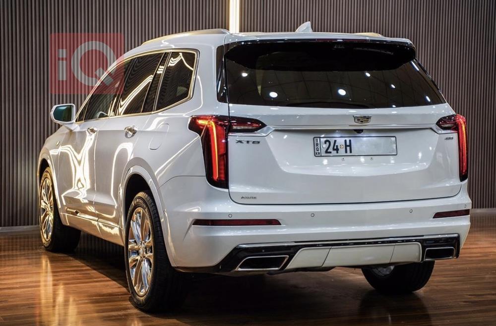 کادیلاک XT6